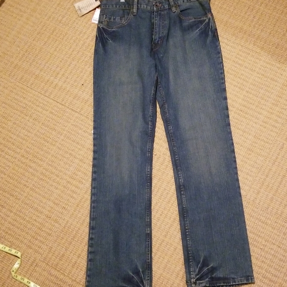 IZOD Men's Jeans - NWT - Picture 1 of 8